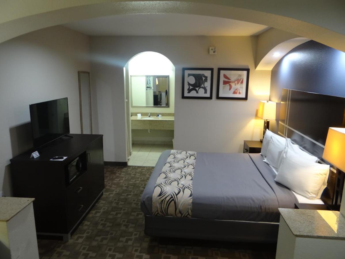 Regency Inn & Suites - Baytown Exteriör bild