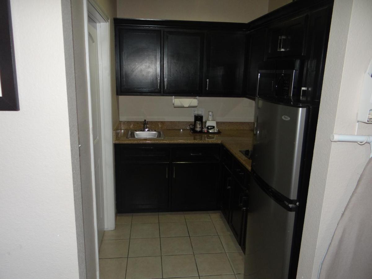 Regency Inn & Suites - Baytown Exteriör bild