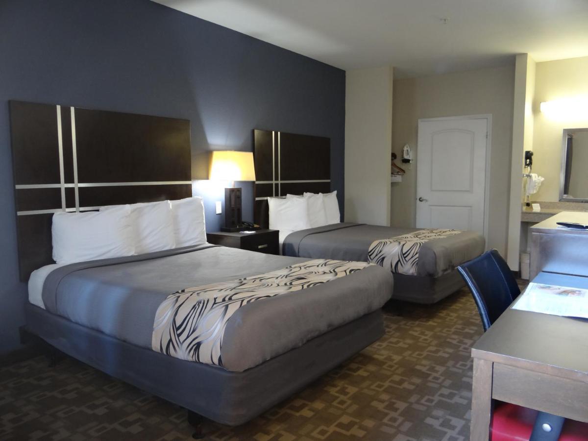 Regency Inn & Suites - Baytown Exteriör bild