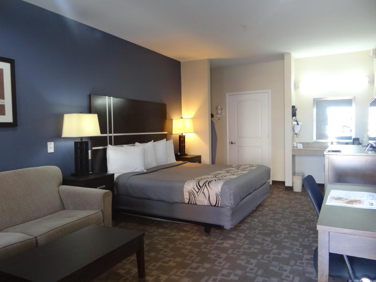 Regency Inn & Suites - Baytown Exteriör bild